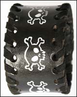 Armband mit bemalte Schädeln